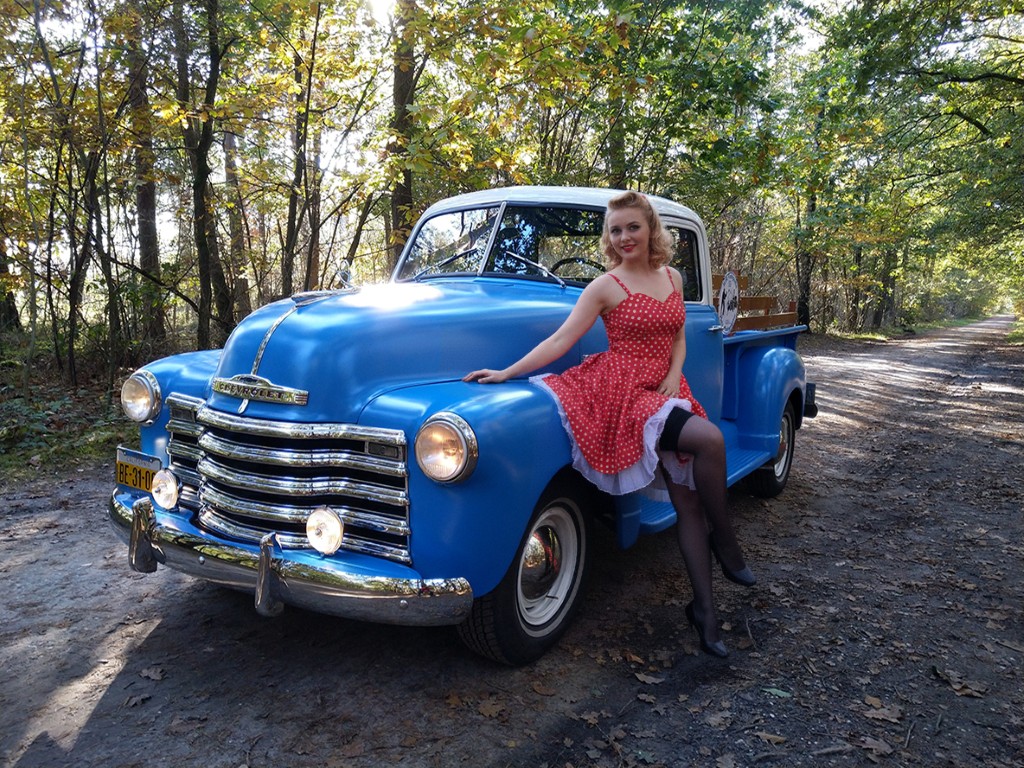 Chevrolet 3600 Pinup 08