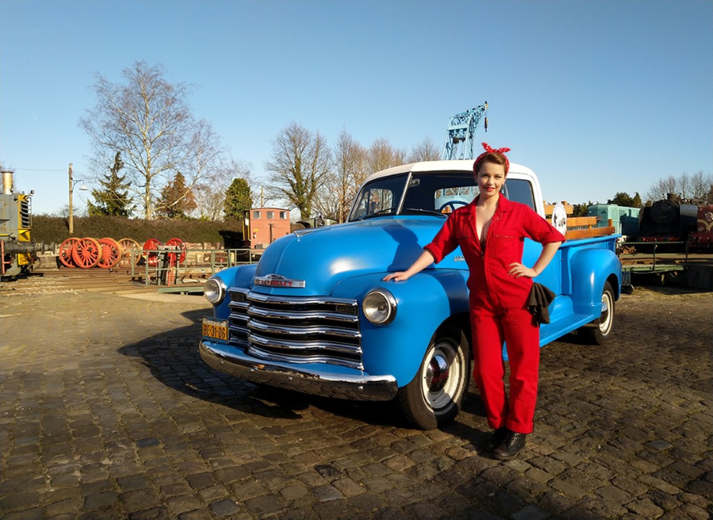Chevrolet 3600 Pinup 10